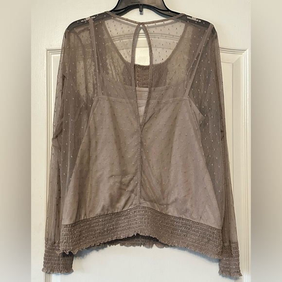 Maurice’s sheer embroidered woman’s long sleeve blouse - Picture 8 of 10